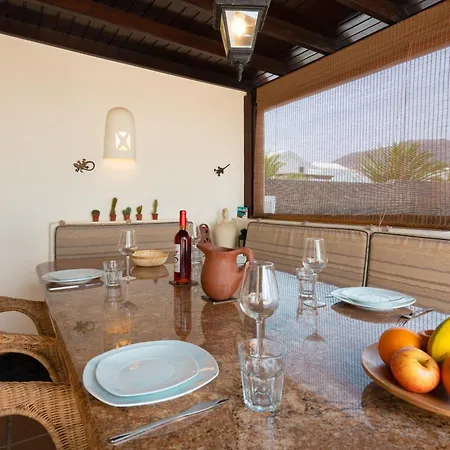 Villa Dora Playa Blanca